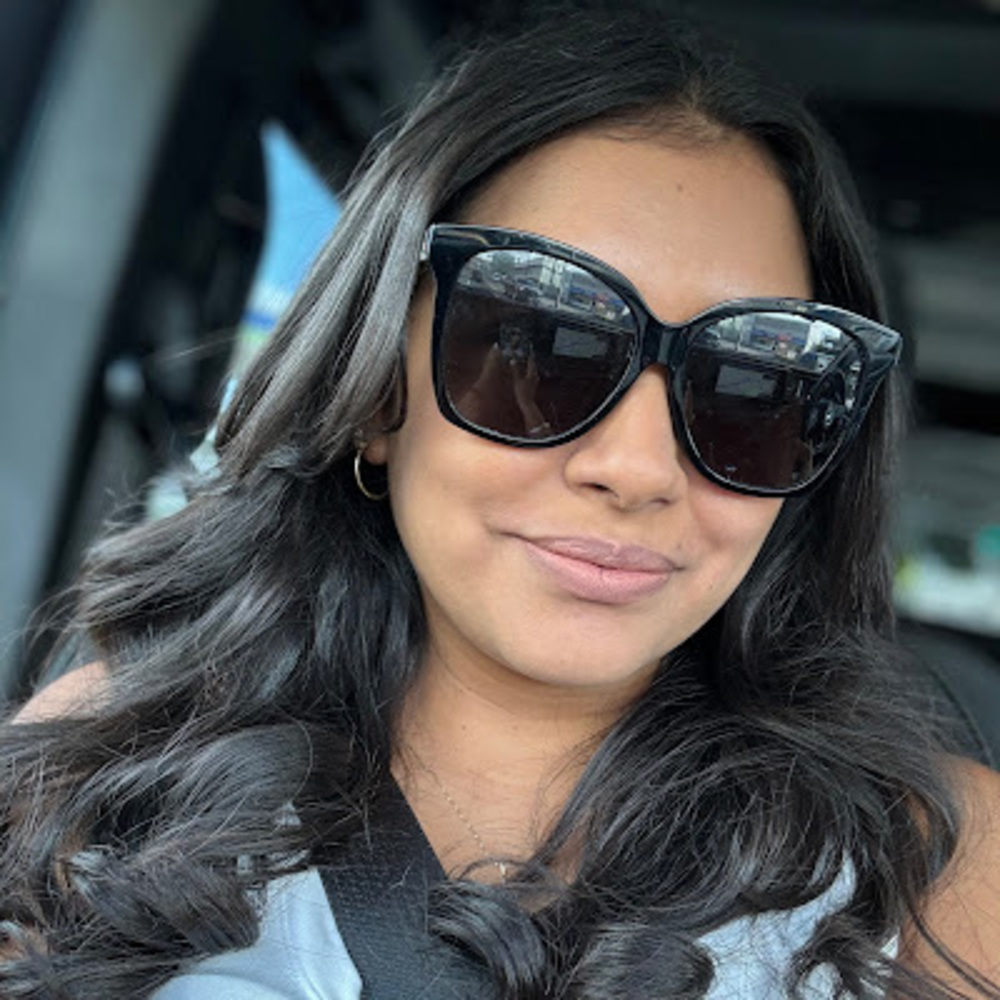 Meet your Posher, Ayleen